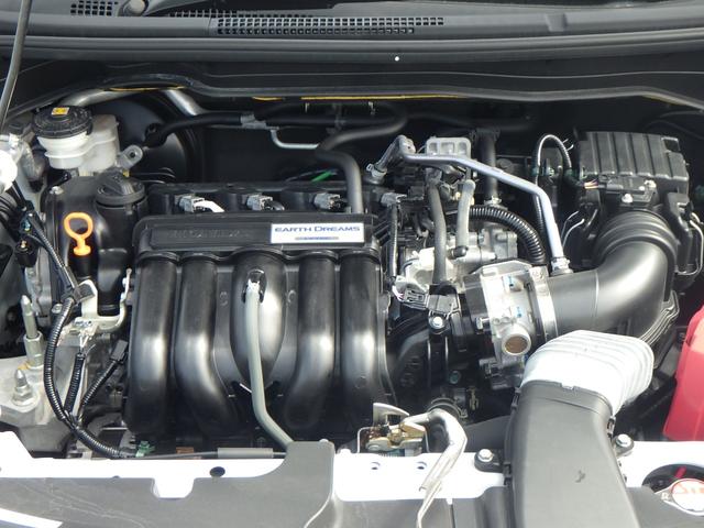 フィット ホーム　リアカメ　ＬＥＤライト　ドラレコ　記録簿付　エアバッグ　ｉストップ　スマ－トキ－　ＥＴＣ車載器　Ｗエアバック　ＵＳＢポート　フルオートエアコン　ＤＶＤ　パワーウィンドウ　パワステ　ＶＳＡ（3枚目）