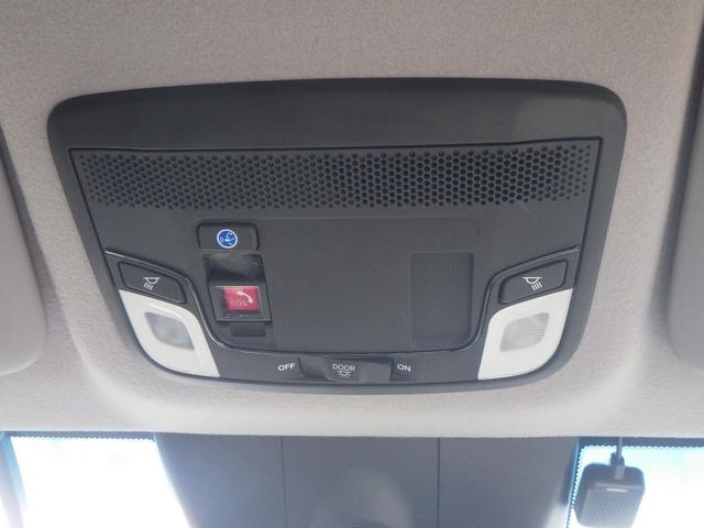 フィット ホーム　リアカメ　ＬＥＤライト　ドラレコ　記録簿付　エアバッグ　ｉストップ　スマ－トキ－　ＥＴＣ車載器　Ｗエアバック　ＵＳＢポート　フルオートエアコン　ＤＶＤ　パワーウィンドウ　パワステ　ＶＳＡ（6枚目）