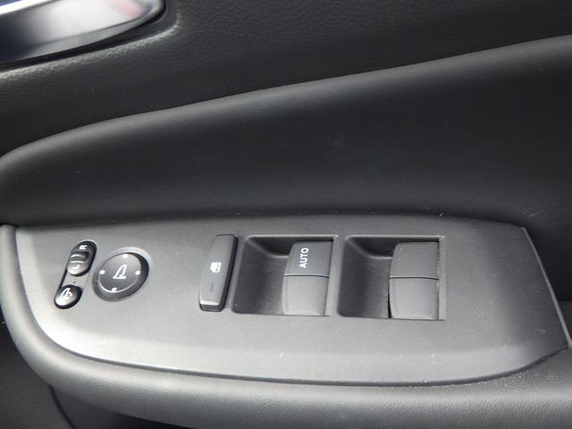 フィット ホーム　リアカメ　ＬＥＤライト　ドラレコ　記録簿付　エアバッグ　ｉストップ　スマ－トキ－　ＥＴＣ車載器　Ｗエアバック　ＵＳＢポート　フルオートエアコン　ＤＶＤ　パワーウィンドウ　パワステ　ＶＳＡ（17枚目）