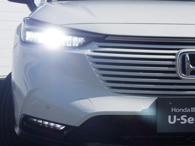 ヴェゼル ｅ：ＨＥＶＸ　ＡＡＣ　スマ－トキ－　ＰＷ　リアカメラ　クルコン　ＥＳＣ　ＥＴＣ装備　キーフリー　ＬＥＤヘッドランプ　ナビＴＶ　サイドカーテンエアバック　ＤＶＤ再生可　ＡＢＳ　アイドリング　整備記録簿（2枚目）