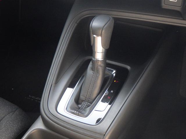 ヴェゼル ｅ：ＨＥＶＸ　ＡＡＣ　スマ－トキ－　ＰＷ　リアカメラ　クルコン　ＥＳＣ　ＥＴＣ装備　キーフリー　ＬＥＤヘッドランプ　ナビＴＶ　サイドカーテンエアバック　ＤＶＤ再生可　ＡＢＳ　アイドリング　整備記録簿（14枚目）