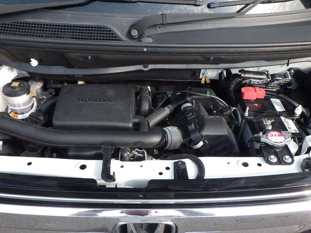 Ｎ－ＢＯＸカスタム Ｌ　サイドエアバッグ　ナビＴＶ　Ａストップ　シートヒータ　点検記録簿　キーフリーシステム　ＬＥＤライト　リアカメ　クルーズコントロール　ＡＣ　ＤＶＤ視聴可能　スマキー　横滑り防止　フルセグＴＶ　ＵＳＢ（3枚目）