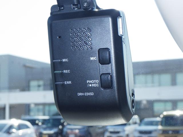 Ｎ－ＢＯＸ ベースグレード　スマートキ－　カーテンエアバック　ＥＣＯモード　横滑り防止　オートクルーズ　ＬＥＤヘッドライト　キーフリー　地デジ　パワーステアリング　ドライブレコーダー　オートエアコン　リアカメラ（6枚目）