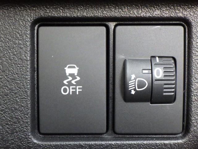 Ｎ－ＢＯＸカスタム コーディネートスタイル　オートクルーズ　フルセグ対応　Ｗ電動ドア　シートヒータ　ＬＥＤ　ＥＳＣ　リアカメラ　ＥＴＣ　整備記録簿　ＤＶＤ　アイドリングストップ　エアコン　ドラレコ　サイドエアバック（11枚目）