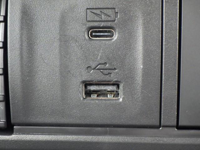 Ｎ－ＢＯＸカスタム コーディネートスタイル　オートクルーズ　フルセグ対応　Ｗ電動ドア　シートヒータ　ＬＥＤ　ＥＳＣ　リアカメラ　ＥＴＣ　整備記録簿　ＤＶＤ　アイドリングストップ　エアコン　ドラレコ　サイドエアバック（12枚目）