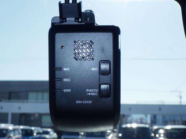 N-BOXカスタム ベースグレード W電動ドア USB接続 Dレコ オートエアコン スマートキ LED クルコン ETC バックカメラ フルセグTV パワーステアリング エアバッグ ESC パワーウインドウ フリーキー(7枚目)