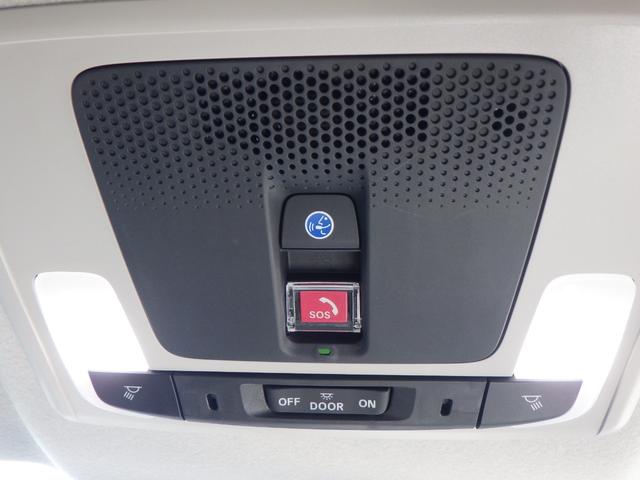 フリード クロスター　ＡＡＣ　ＥＴＣ付き　スマ－トキ－　シ－トヒ－タ－　ＵＳＢ　サイドエアバッグ　クルコン　ＥＣＯＮモード　フルセグテレビ　Ｄレコ　ＥＳＣ　ＡＢＳ　キーフリー　記録簿　バックアイカメラ（6枚目）