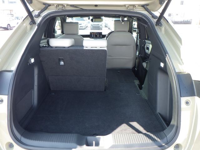 ヴェゼル ｅ：ＨＥＶＰＬａＹ　フルセグテレビ　パノラミックルーフ　カーテンエアバック　シ－トヒ－タ－　ＬＥＤヘッドランプ　キーレスエントリー　フルオートエアコン　Ｒカメラ　ＵＳＢ　ＡＢＳ　ＥＳＣ　エアバッグ（22枚目）