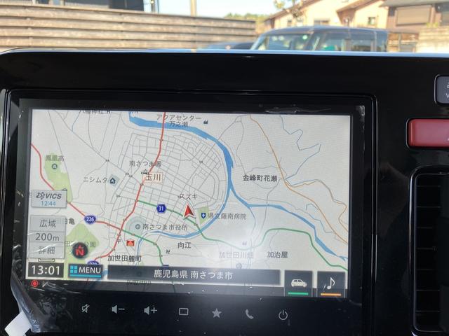 スペーシア ギア　　ハイブリッドＸＺ　４ＷＤ　デュアルセンサーブレーキサポートＩＩ　４ＷＤ　マイルドハイブリッド　電動スライド　全方位ナビ　ＣＶＴ　オートエアコン　キーレススタート　オートライト　オーディオスイッチ　ＡＣＣ　電動パーキング　ＬＥＤ（6枚目）