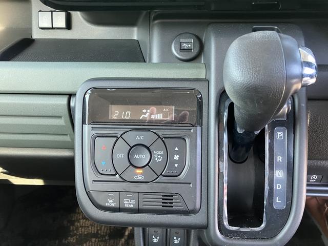 スペーシア ギア　　ハイブリッドＸＺ　４ＷＤ　デュアルセンサーブレーキサポートＩＩ　４ＷＤ　マイルドハイブリッド　電動スライド　全方位ナビ　ＣＶＴ　オートエアコン　キーレススタート　オートライト　オーディオスイッチ　ＡＣＣ　電動パーキング　ＬＥＤ（8枚目）