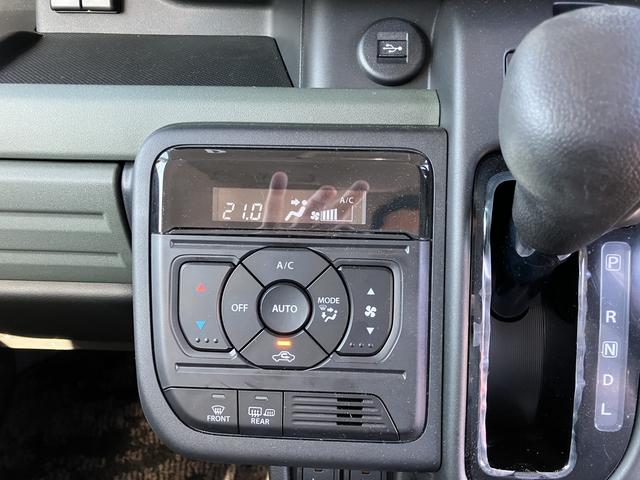 スペーシア ギア　　ハイブリッドＸＺ　４ＷＤ　デュアルセンサーブレーキサポートＩＩ　４ＷＤ　マイルドハイブリッド　電動スライド　全方位ナビ　ＣＶＴ　オートエアコン　キーレススタート　オートライト　オーディオスイッチ　ＡＣＣ　電動パーキング　ＬＥＤ（9枚目）