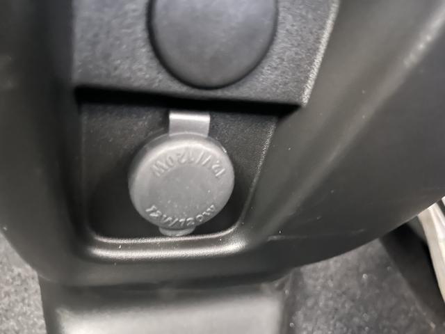 スペーシア ギア　　ハイブリッドＸＺ　４ＷＤ　デュアルセンサーブレーキサポートＩＩ　４ＷＤ　マイルドハイブリッド　電動スライド　全方位ナビ　ＣＶＴ　オートエアコン　キーレススタート　オートライト　オーディオスイッチ　ＡＣＣ　電動パーキング　ＬＥＤ（28枚目）