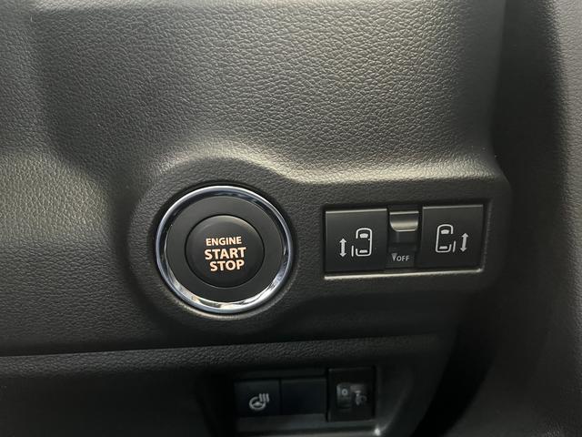 スペーシア ギア　　ハイブリッドＸＺ　４ＷＤ　デュアルセンサーブレーキサポートＩＩ　４ＷＤ　マイルドハイブリッド　電動スライド　全方位ナビ　ＣＶＴ　オートエアコン　キーレススタート　オートライト　オーディオスイッチ　ＡＣＣ　電動パーキング　ＬＥＤ（33枚目）