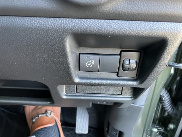 スペーシア ギア　　ハイブリッドＸＺ　４ＷＤ　デュアルセンサーブレーキサポートＩＩ　４ＷＤ　マイルドハイブリッド　電動スライド　全方位ナビ　ＣＶＴ　オートエアコン　キーレススタート　オートライト　オーディオスイッチ　ＡＣＣ　電動パーキング　ＬＥＤ（37枚目）