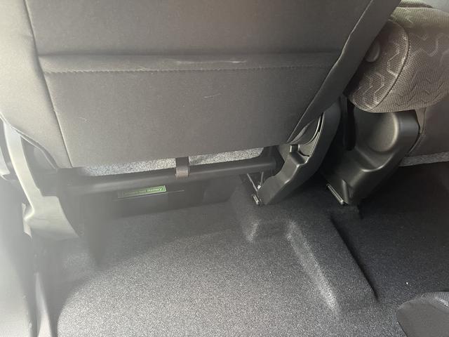 スペーシア ギア　　ハイブリッドＸＺ　４ＷＤ　デュアルセンサーブレーキサポートＩＩ　４ＷＤ　マイルドハイブリッド　電動スライド　全方位ナビ　ＣＶＴ　オートエアコン　キーレススタート　オートライト　オーディオスイッチ　ＡＣＣ　電動パーキング　ＬＥＤ（45枚目）