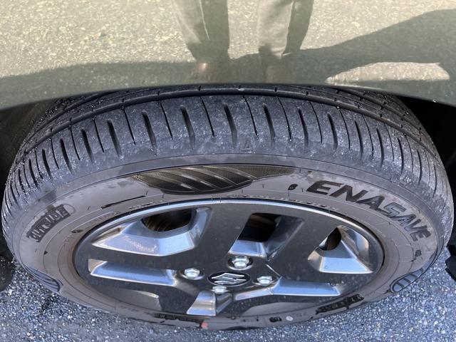 スペーシア ギア　　ハイブリッドＸＺ　４ＷＤ　デュアルセンサーブレーキサポートＩＩ　４ＷＤ　マイルドハイブリッド　電動スライド　全方位ナビ　ＣＶＴ　オートエアコン　キーレススタート　オートライト　オーディオスイッチ　ＡＣＣ　電動パーキング　ＬＥＤ（63枚目）