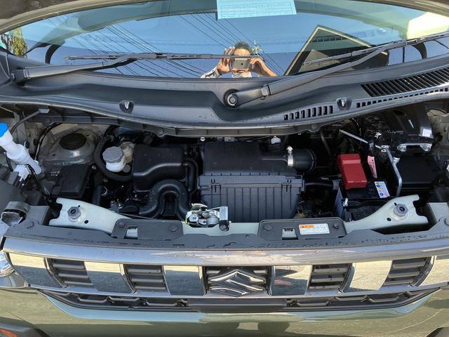 スペーシア ギア　　ハイブリッドＸＺ　４ＷＤ　デュアルセンサーブレーキサポートＩＩ　４ＷＤ　マイルドハイブリッド　電動スライド　全方位ナビ　ＣＶＴ　オートエアコン　キーレススタート　オートライト　オーディオスイッチ　ＡＣＣ　電動パーキング　ＬＥＤ（65枚目）