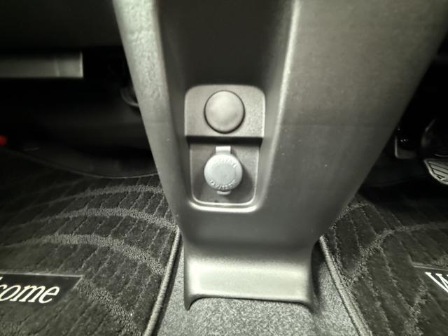 スペーシアカスタム ハイブリッドGS デュアルセンサーブレーキサポート2 マイルドハイブリッド 電動スライド 全方位ナビ CVT オートエアコン キーレススタート オートライト オーディオスイッチ LED ACC 電動パーキング アルミ(26枚目)