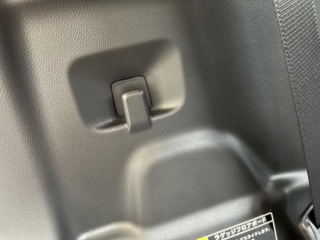 ワゴンR FX デュアルカメラブレーキサポート オーディオレス CVT オートエアコン リモコンキー キーレススタート オートライト シートヒーター 電格式ミラー ESP ホイールキャップ ヘッドライトレベライザー(17枚目)