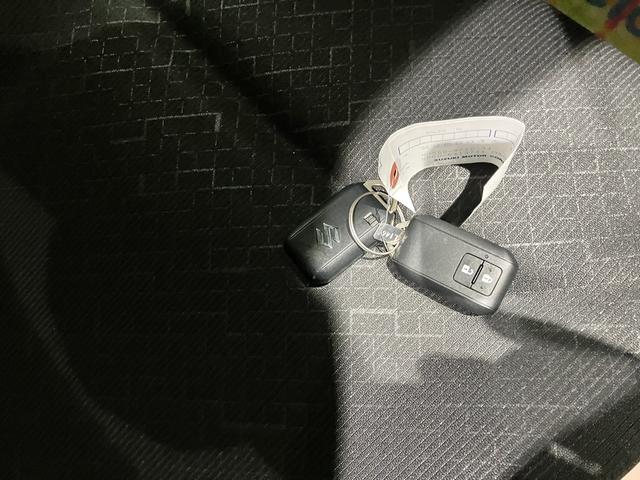 ワゴンR FX デュアルカメラブレーキサポート オーディオレス CVT オートエアコン リモコンキー キーレススタート オートライト シートヒーター 電格式ミラー ESP ホイールキャップ ヘッドライトレベライザー(20枚目)