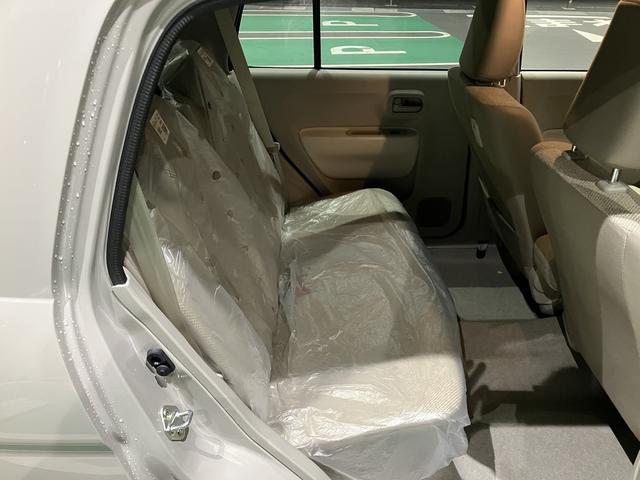 アルトラパン Ｌ　衝突被害軽減ブレーキ　エネチャージ　オーディオレス　ＣＶＴ　オートエアコン　リモコンキー　キーレススタート　オートライト　オーディオスイッチ　シートヒーター　ショッピングフック　ＬＥＤ　ＥＳＰ（9枚目）
