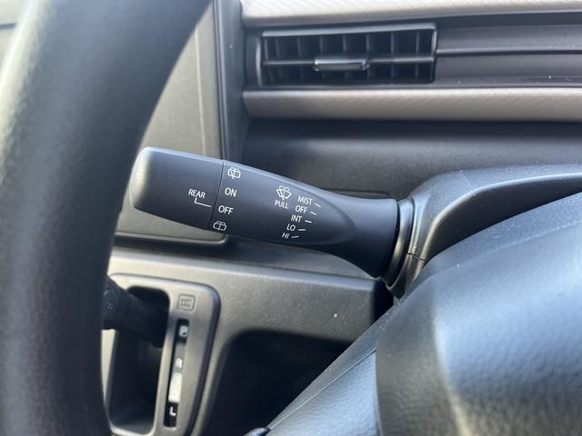 ワゴンＲ ＦＸ　デュアルカメラブレーキサポート　オーディオレス　ＣＶＴ　オートエアコン　リモコンキー　キーレススタート　オートライト　　シートヒーター　電格式ミラー　ＥＳＰ　ホイールキャップ　ヘッドライトレベライザー（24枚目）