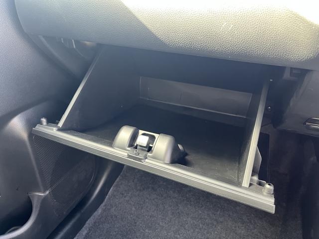 ワゴンＲ ＦＸ　デュアルカメラブレーキサポート　オーディオレス　ＣＶＴ　オートエアコン　リモコンキー　キーレススタート　オートライト　　シートヒーター　電格式ミラー　ＥＳＰ　ホイールキャップ　ヘッドライトレベライザー（34枚目）