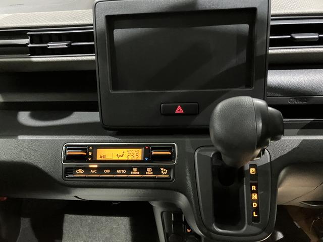 ワゴンＲ ＦＸ　デュアルカメラブレーキサポート　オーディオレス　ＣＶＴ　オートエアコン　リモコンキー　キーレススタート　オートライト　　シートヒーター　電格式ミラー　ＥＳＰ　ホイールキャップ　ヘッドライトレベライザー（6枚目）