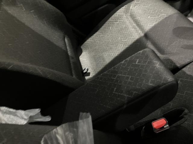 ワゴンＲ ＦＸ　デュアルカメラブレーキサポート　オーディオレス　ＣＶＴ　オートエアコン　リモコンキー　キーレススタート　オートライト　　シートヒーター　電格式ミラー　ＥＳＰ　ホイールキャップ　ヘッドライトレベライザー（26枚目）