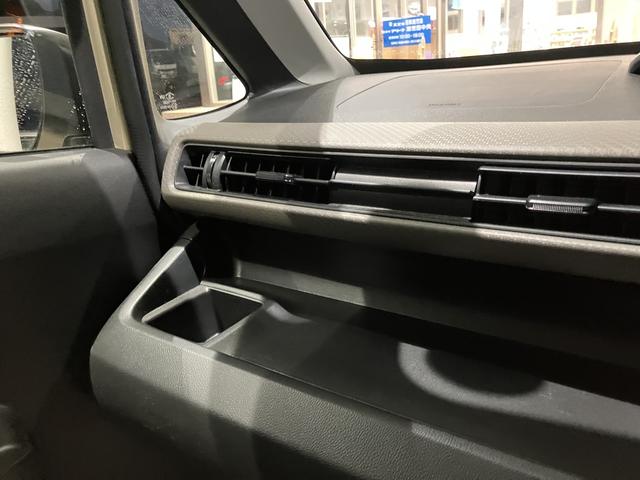 ワゴンＲ ＦＸ　デュアルカメラブレーキサポート　オーディオレス　ＣＶＴ　オートエアコン　リモコンキー　キーレススタート　オートライト　　シートヒーター　電格式ミラー　ＥＳＰ　ホイールキャップ　ヘッドライトレベライザー（32枚目）