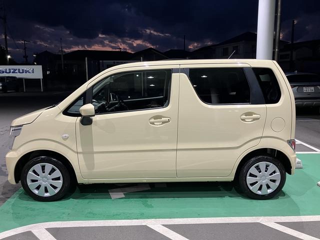 ワゴンＲ ＦＸ　デュアルカメラブレーキサポート　オーディオレス　ＣＶＴ　オートエアコン　リモコンキー　キーレススタート　オートライト　　シートヒーター　電格式ミラー　ＥＳＰ　ホイールキャップ　ヘッドライトレベライザー（43枚目）