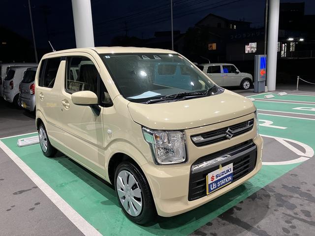 ワゴンＲ ＦＸ　デュアルカメラブレーキサポート　オーディオレス　ＣＶＴ　オートエアコン　リモコンキー　キーレススタート　オートライト　　シートヒーター　電格式ミラー　ＥＳＰ　ホイールキャップ　ヘッドライトレベライザー（44枚目）