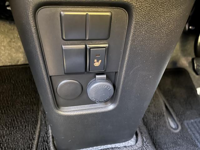 ワゴンＲ ＦＸ　デュアルカメラブレーキサポート　ＣＤ　ＣＶＴ　オートエアコン　リモコンキー　キーレススタート　オートライト　　シートヒーター　電動格納式ミラー　ＥＳＰ　ホイールキャップ　ヘッドライトレベライザー（23枚目）