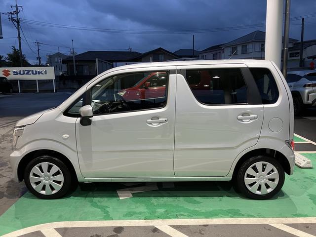 ワゴンＲ ＦＸ　デュアルカメラブレーキサポート　ＣＤ　ＣＶＴ　オートエアコン　リモコンキー　キーレススタート　オートライト　　シートヒーター　電動格納式ミラー　ＥＳＰ　ホイールキャップ　ヘッドライトレベライザー（43枚目）