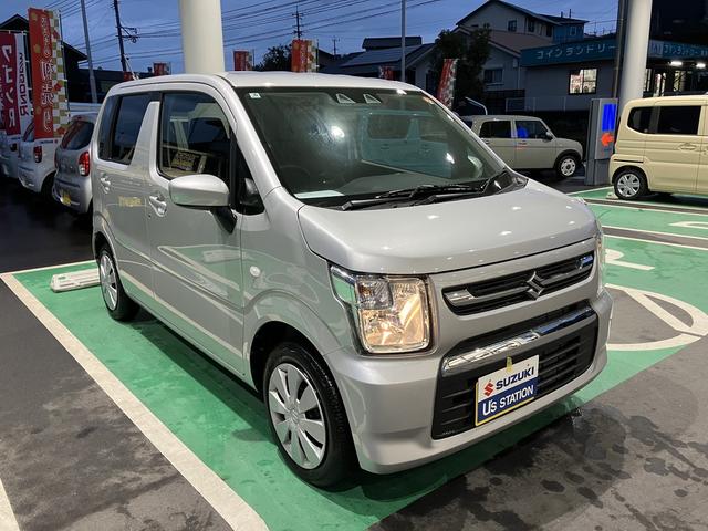 ワゴンＲ ＦＸ　デュアルカメラブレーキサポート　ＣＤ　ＣＶＴ　オートエアコン　リモコンキー　キーレススタート　オートライト　　シートヒーター　電動格納式ミラー　ＥＳＰ　ホイールキャップ　ヘッドライトレベライザー（44枚目）