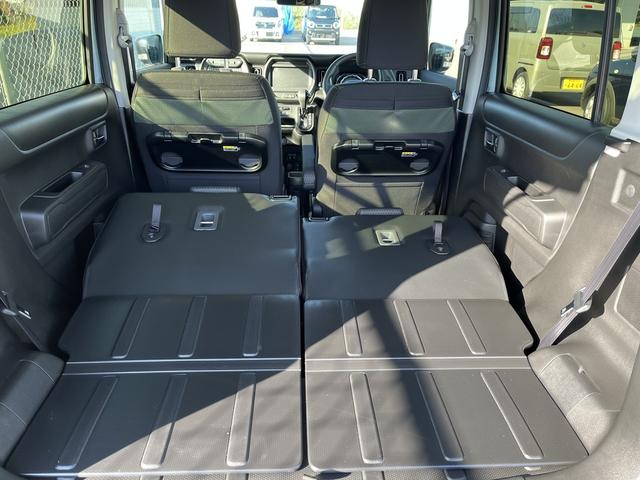 ハスラー タフワイルド　デュアルカメラブレーキサポート　マイルドハイブリッド　全方位ナビ　ＣＶＴ　オートエアコン　リモコンキー　キーレススタート　オートライト　　シートヒーター　オーディオスイッチ　ＡＣＣ　ＬＥＤ　フォグ（14枚目）