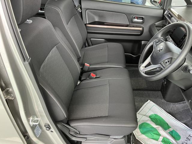 �t�����g�V�[�g�̓x���`�V�[�g�ł��B�C���p�l�V�t�g�ő����͍L�X�B�^�]�ȂƏ���Ȃ̓E�H�[�N�X���[�ł��܂��B