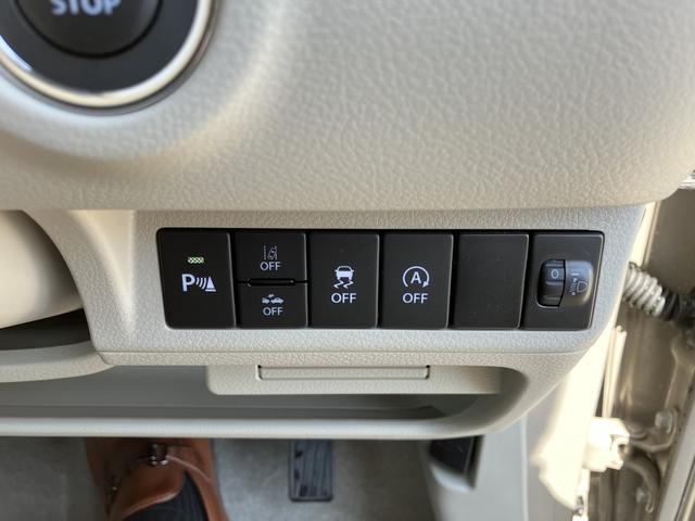 アルトラパン ハイブリッドＸ　デュアルセンサーブレーキサポートＩＩ　マイルドハイブリッド　オーディオレス　全方位カメラ　ＣＶＴ　リモコンキー　キーレススタート　オートエアコン　オーディオスイッチ　シートヒーター　スズキコネクト（5枚目）