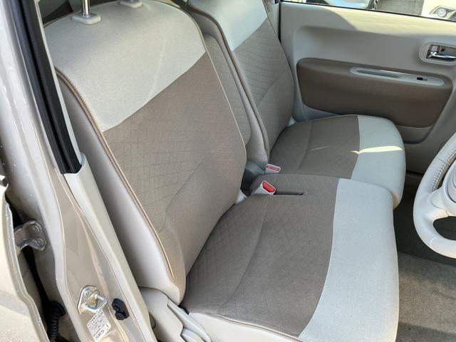 アルトラパン ハイブリッドＸ　デュアルセンサーブレーキサポートＩＩ　マイルドハイブリッド　オーディオレス　全方位カメラ　ＣＶＴ　リモコンキー　キーレススタート　オートエアコン　オーディオスイッチ　シートヒーター　スズキコネクト（9枚目）