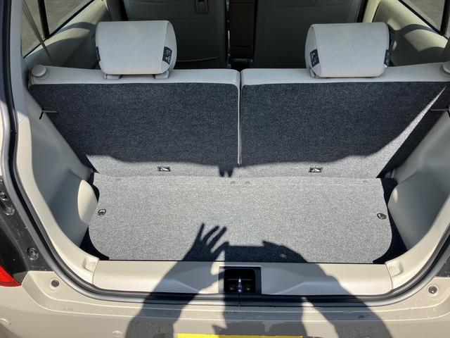 アルトラパン ハイブリッドＸ　デュアルセンサーブレーキサポートＩＩ　マイルドハイブリッド　オーディオレス　全方位カメラ　ＣＶＴ　リモコンキー　キーレススタート　オートエアコン　オーディオスイッチ　シートヒーター　スズキコネクト（12枚目）