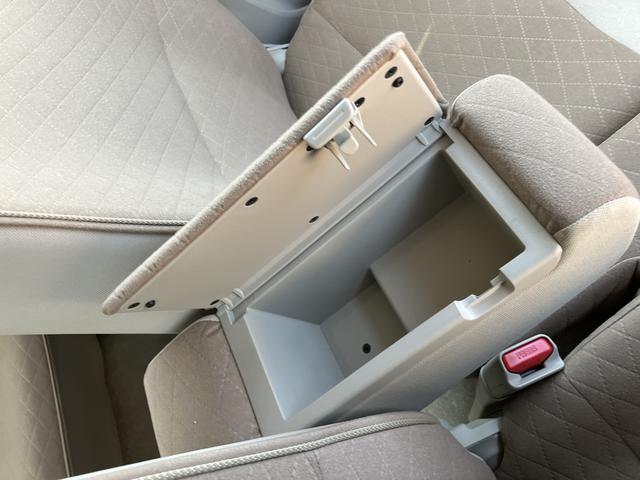 アルトラパン ハイブリッドＸ　デュアルセンサーブレーキサポートＩＩ　マイルドハイブリッド　オーディオレス　全方位カメラ　ＣＶＴ　リモコンキー　キーレススタート　オートエアコン　オーディオスイッチ　シートヒーター　スズキコネクト（27枚目）