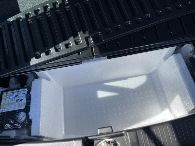 ワゴンR カスタムZ ハイブリッドZX デュアルカメラブレーキサポート マイルドハイブリッド 全方位ディスプレイオーディオ CVT オートエアコン キーレススタート オートライト シートヒーター オーディオスイッチ ACC LED ESP(18枚目)