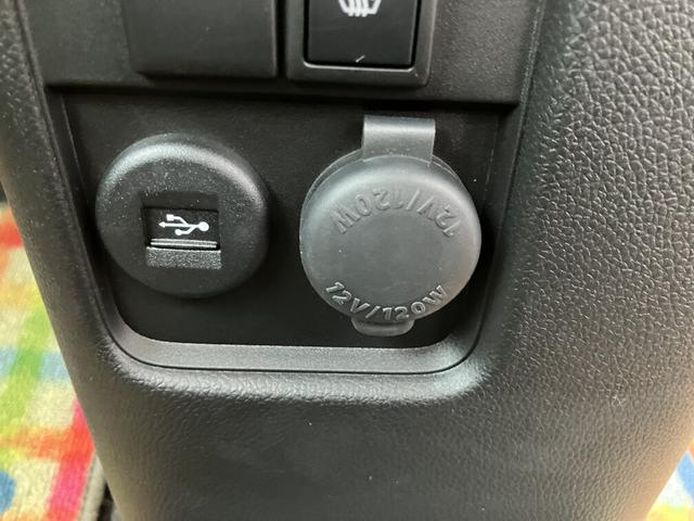 ワゴンR カスタムZ ハイブリッドZX デュアルカメラブレーキサポート マイルドハイブリッド 全方位ディスプレイオーディオ CVT オートエアコン キーレススタート オートライト シートヒーター オーディオスイッチ ACC LED ESP(27枚目)