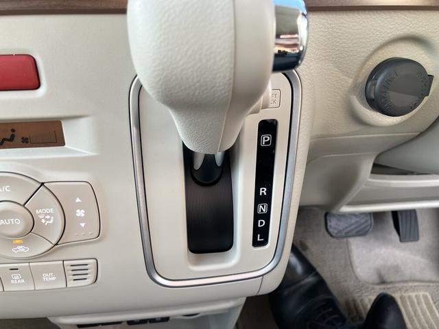 アルトラパンＬＣ Ｘ　衝突被害軽減ブレーキ　エネチャージ　オーディオレス　ＣＶＴ　オートエアコン　リモコンキー　キーレススタート　オートライト　オーディオスイッチ　シートヒーター　ショッピングフック　ＬＥＤ　アルミ　ＥＳＰ（6枚目）