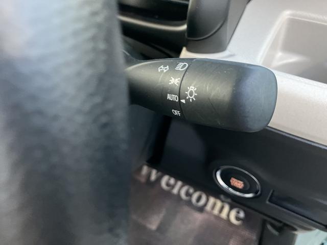スペーシア ハイブリッドＧ　デュアルセンサーブレーキサポートＩＩ　マイルドハイブリッド　両側スライドドア　全方位ナビ　ＣＶＴ　オートエアコン　リモコンキー　キーレススタート　オートライト　オーディオスイッチ　ＬＥＤ　ＥＳＰ（19枚目）
