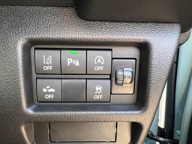 ハスラー ハイブリッドＧ　デュアルカメラブレーキサポート　マイルドハイブリッド　全方位ナビ　ＣＶＴ　オートエアコン　リモコンキー　キーレススタート　オートライト　　シートヒーター　オーディオスイッチ　ＡＣＣ　ＬＥＤ　ＥＳＰ（4枚目）