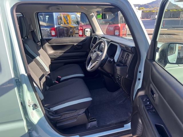 ハスラー ハイブリッドＧ　デュアルカメラブレーキサポート　マイルドハイブリッド　全方位ナビ　ＣＶＴ　オートエアコン　リモコンキー　キーレススタート　オートライト　　シートヒーター　オーディオスイッチ　ＡＣＣ　ＬＥＤ　ＥＳＰ（9枚目）