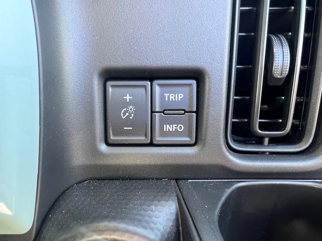 ハスラー ハイブリッドＧ　デュアルカメラブレーキサポート　マイルドハイブリッド　全方位ナビ　ＣＶＴ　オートエアコン　リモコンキー　キーレススタート　オートライト　　シートヒーター　オーディオスイッチ　ＡＣＣ　ＬＥＤ　ＥＳＰ（35枚目）