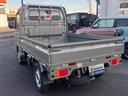 ＫＣエアコン・パワステ　２ＷＤ　アイドリングストップ　５ＭＴ　ＡＭ／ＦＭラジオ　キーレスエントリー　マニュアルエアコン　パワステ　パワーウィンドウ　オートライト　ビニールレザーシート　アングルポスト　荷台ステップ　ＥＳＰ（49枚目）