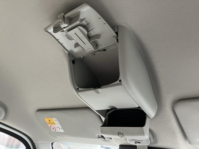 ����ɂ͊ዾ�Ȃǂ��������I�[�o�[�w�b�h�R���\�[����������